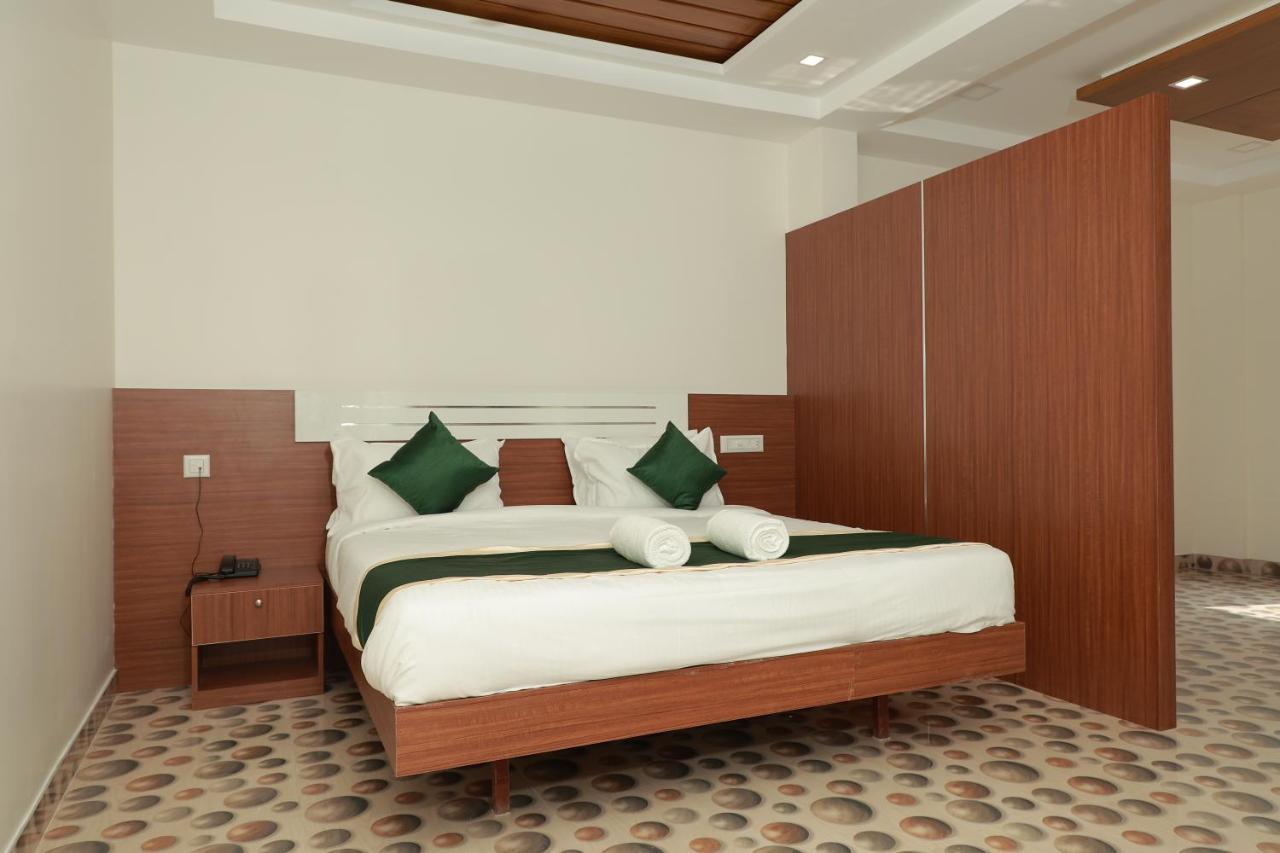 Hotel Delano Residency Kaliyal Exteriér fotografie
