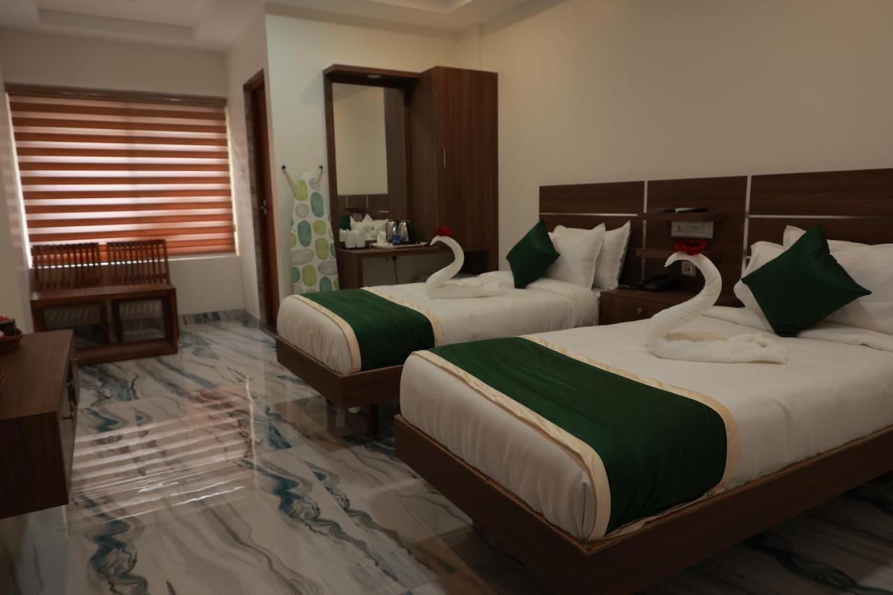 Hotel Delano Residency Kaliyal Exteriér fotografie